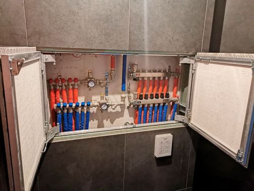 Люк под плитку Секрет 3.0, 2 створки 900*1250 Люк под плитку Секрет 3.0, 2 створки 900*1250