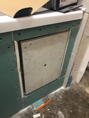 Люк под плитку Нажимной Секрет-Лайт 2 створки 1050*500 Люк под плитку Нажимной Секрет-Лайт 2 створки 1050*500