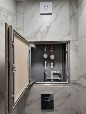 Люк под плитку Секрет 3.0 450*700 Люк под плитку Секрет 3.0 450*700