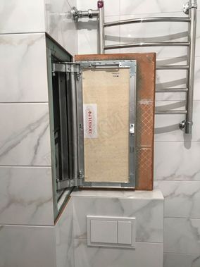 Люк под плитку Секрет 3.0 450*700 Люк под плитку Секрет 3.0 450*700