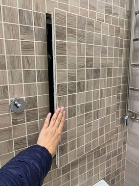 Люк под плитку Секрет 3.0 450*700 Люк под плитку Секрет 3.0 450*700