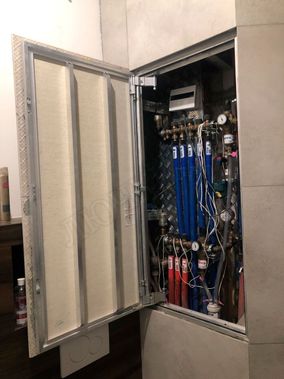 Люк под плитку Секрет 3.0 450*700 Люк под плитку Секрет 3.0 450*700