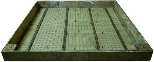 Люк под брусчатку Брус Ли AISI 304 500*500, Монтажные пластины, Уголок 80 мм, вынимаемый, без ГА Люк под брусчатку Брус Ли AISI 304 500*500, Монтажные пластины, Уголок 80 мм, вынимаемый, без ГА